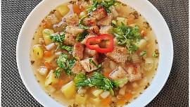 Babiččina zapomenutá, kroupová česnečka