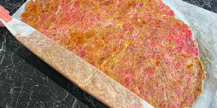 Hovězí kebab s dresinky