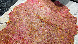 Hovězí kebab s dresinky