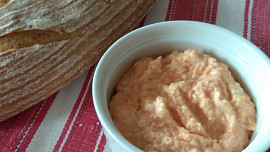 Mrkvová pomazánka s křenem