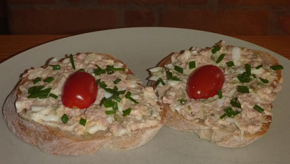 Pomazánka z vepřovky s vejcem