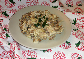 Čočkový salát se smetanou