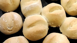 Farmářské bagety nebo bulky