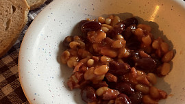 Fazole v rajčatové omáčce