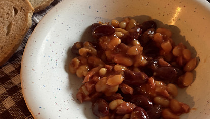 Fazole v rajčatové omáčce