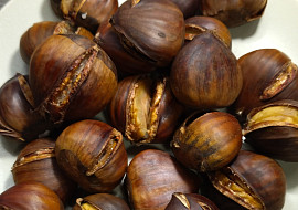 Jedlé kaštany pečené