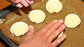 Koláčky máčené v rumu