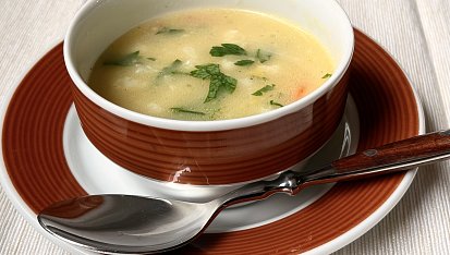 Květáková polévka zapražená