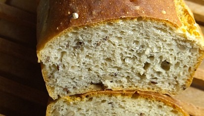 Rychlý chléb z formy (bez hnětení)