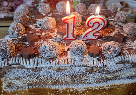 Velký obdélníkový šachovnicový dort