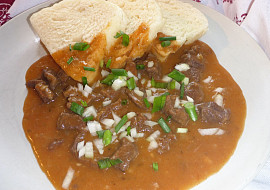 Hovězí guláš z kližky