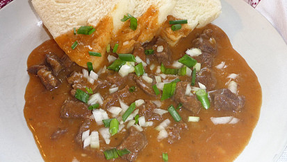 Hovězí guláš z kližky