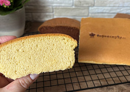 Jiggly castella cake (roztřesený dortík)