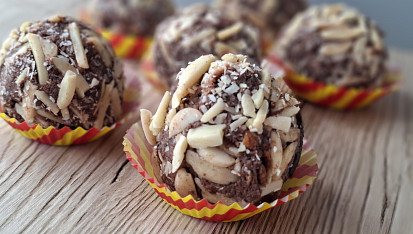 Kakaové koule bez mouky a cukru (vhodné i pro diabetiky)