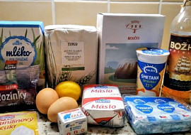 Kynuté rohlíčky s copánkem  plněné tvarohem a povidly