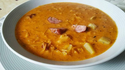 Moje zelňačka s uzeným masem a pikantní klobásou