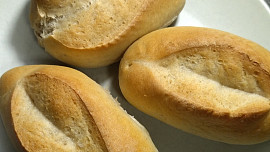 Pšenično - žitné  sádlové pečivo