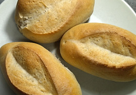 Pšenično - žitné  sádlové pečivo