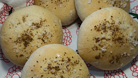 Rychlé přílohové pšenično-žitné placky