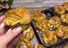 Skořicové pletánky kanelbullar