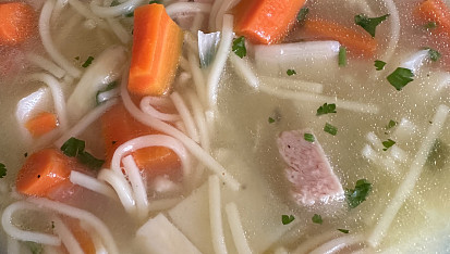 Slepice v nudlích, Slepičí ♥️