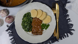 Hovězí roštěná na česneku