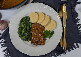 Hovězí roštěná na česneku