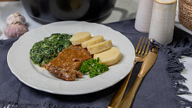 Hovězí roštěná na česneku