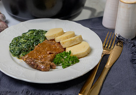 Hovězí roštěná na česneku