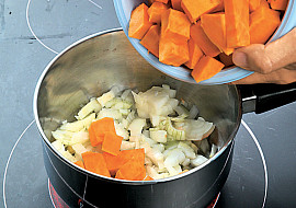 Jáhlové noky s dýňovým pyré