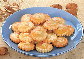 Křehké marcipánky s mandličkou