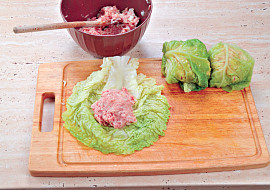 Plněné kapustové závitky s mletým masem