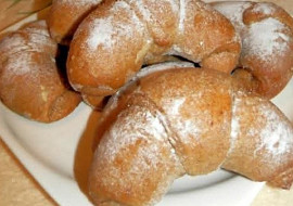 Plněné rohlíčky se zakysanou smetanou