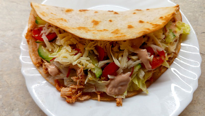 Trhané kuřecí šťavnaté prso