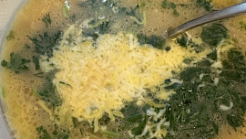 Celerová polévka s nivou