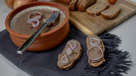 Domácí paštika z vepřových jater