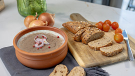 Domácí paštika z vepřových jater