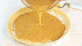 Koláč s medovými ořechy