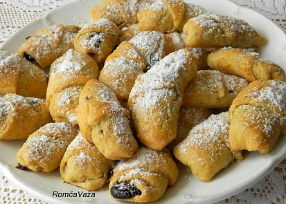 Plněné mrkvové rohlíčky