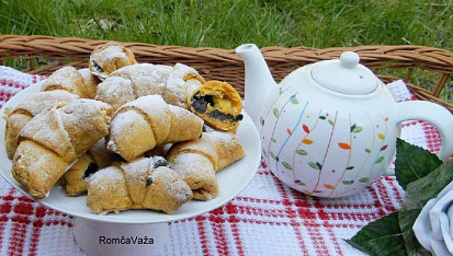 Plněné mrkvové rohlíčky