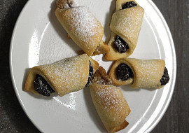 Plněné rohlíčky se zakysanou smetanou