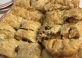 Štrúdl ze zmrazeného listového těsta (Mňam ♥️)