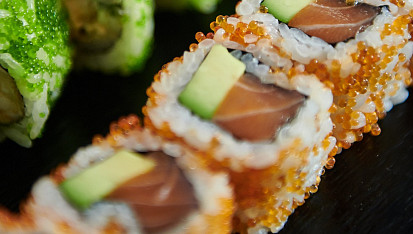 Uramaki sushi podle Richarda Tomáše