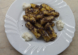 Bramborové šišky s mákem nebo strouhankou