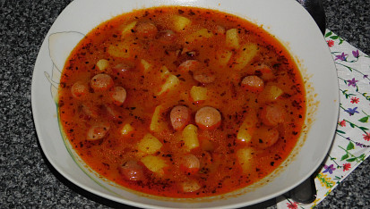 Frankfurtská polévka s bramborami