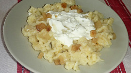 Halusky s tavenym syrem (vynikajici)