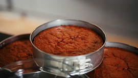 Korpus na Red velvet podle Šárky Divácké