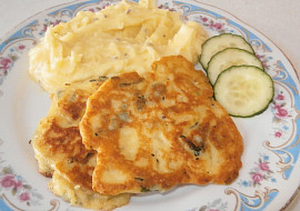 Mozzarellové placky s medvědím česnekem