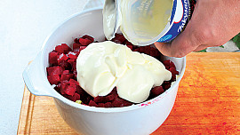 Ruský salát z červené řepy