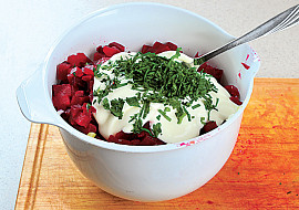 Ruský salát z červené řepy